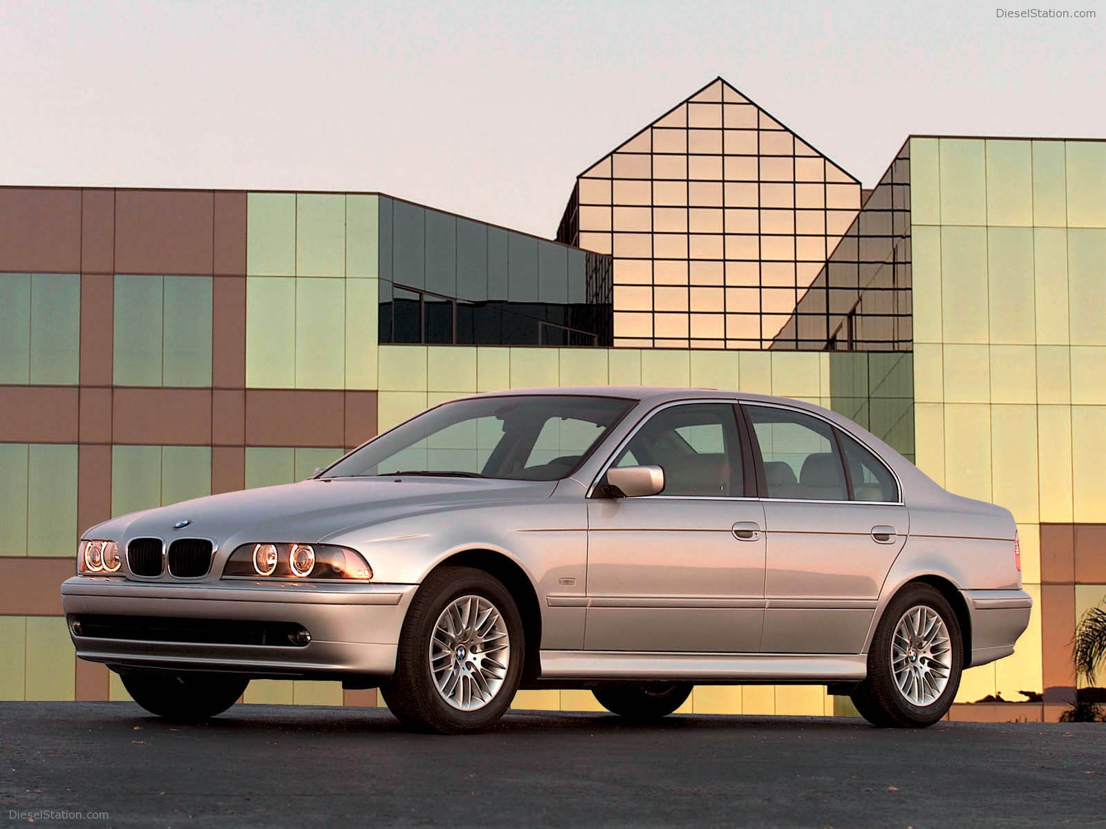 BMW 5 Series (1996)